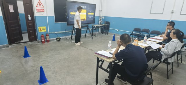 在备赛与展示中增强了专业素养